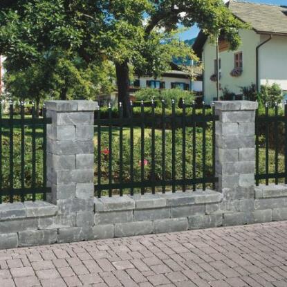 Semmelrock Castello kerítés Normálkő szürke-fekete antikolt